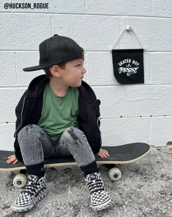 Skater Boy Black Canvas Hang Sign_5